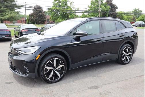 Deep Black Pearl 2023 Volkswagen ID.4 AWD Pro S