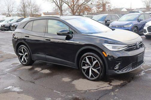 Deep Black Pearl 2023 Volkswagen ID.4 AWD Pro S