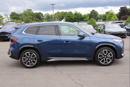Phytonic Blue Metallic 2025 BMW X1 xDrive28i