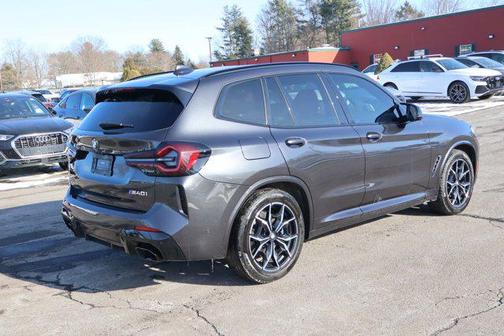 2022 BMW X3 M40i
