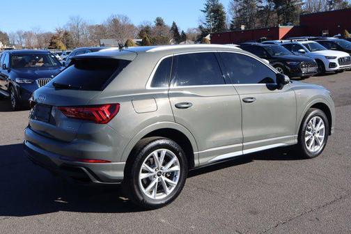 2024 Audi Q3 Premium 45 TFSI S line quattro Tiptronic