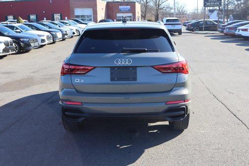 2024 Audi Q3 Premium 45 TFSI S line quattro Tiptronic