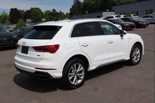 Ibis White 2023 Audi Q3 45 S line Premium Plus