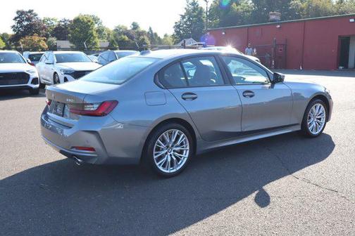 2023 BMW 330 xDrive