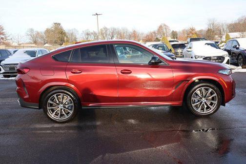 2025 BMW X6 M60i