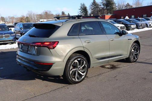 2024 Audi Q8 e-tron Premium Plus