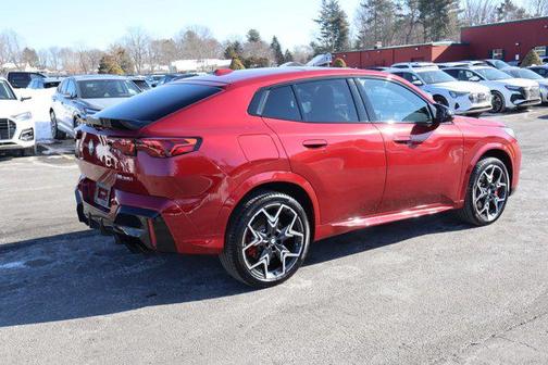 2025 BMW X2 M35i