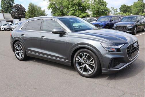 Samurai Gray Metallic 2023 Audi Q8 55 Prestige