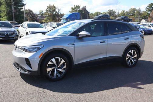 2023 Volkswagen ID.4 Pro