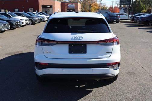 2024 Audi Q4 e-tron Premium Plus 50 quattro