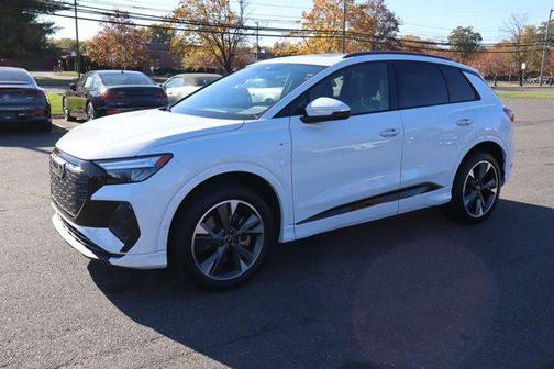 2024 Audi Q4 e-tron Premium Plus 50 quattro