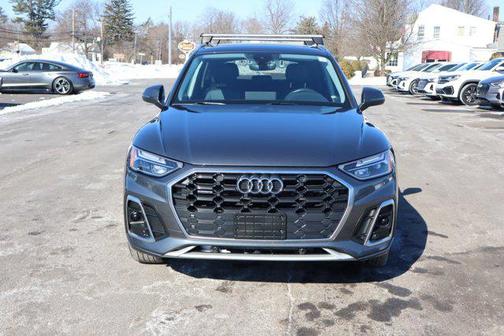 2023 Audi Q5 45 S line Premium