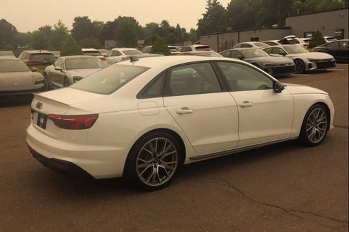 Glacier White Metallic 2023 Audi S4 Premium Plus TFSI quattro Tiptronic