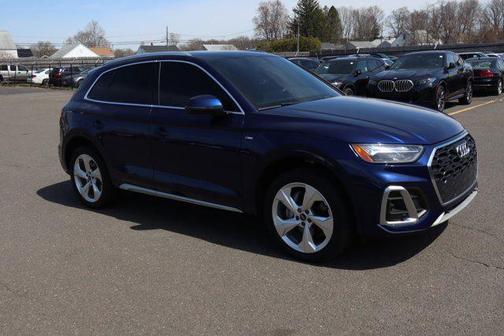2022 Audi Q5 45 S line Premium Plus