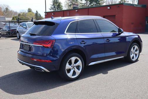 2022 Audi Q5 45 S line Premium Plus