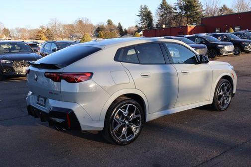2025 BMW X2 M35i