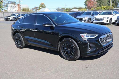 2024 Audi Q8 e-tron Premium Plus