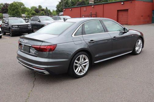 2021 Audi A4 45 S line Premium