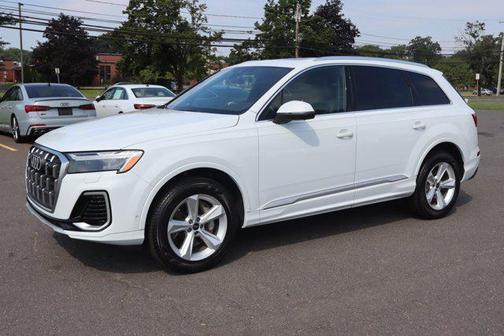 2025 Audi Q7 45 Premium