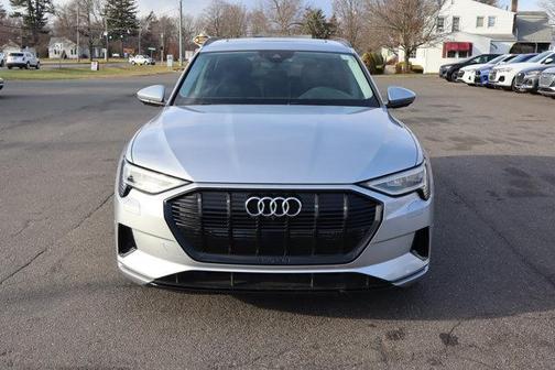 2021 Audi e-tron Premium