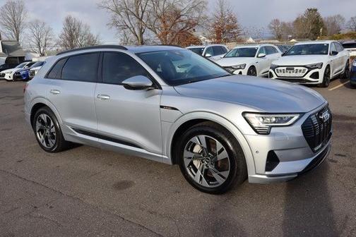 2021 Audi e-tron Premium