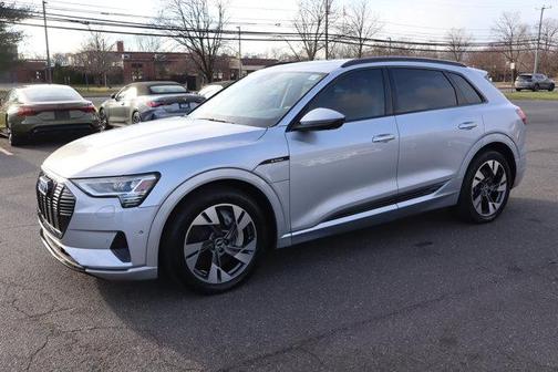 2021 Audi e-tron Premium