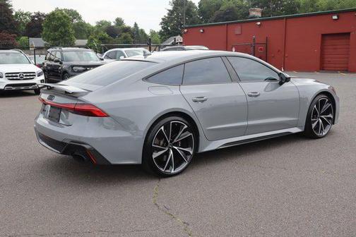 2023 Audi RS 7 4.0T