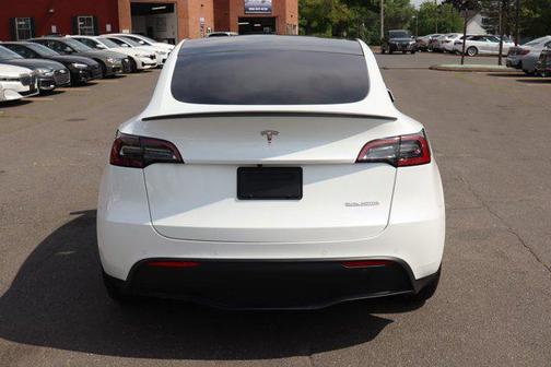 2022 Tesla Model Y Performance Dual Motor All-Wheel Drive