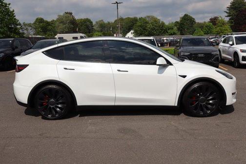 2022 Tesla Model Y Performance Dual Motor All-Wheel Drive