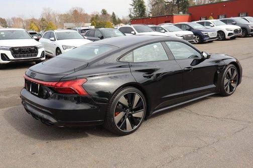 Mythos Black Metallic 2022 Audi RS e-tron GT quattro