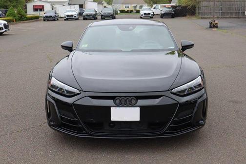 Mythos Black Metallic 2022 Audi RS e-tron GT quattro