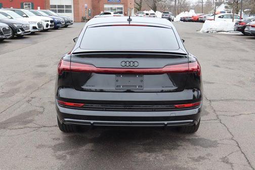 2022 Audi e-tron Sportback S line Premium Plus