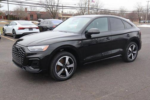 2023 Audi Q5 45 S line Premium Plus