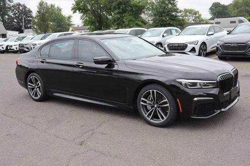 2022 BMW 750 i xDrive