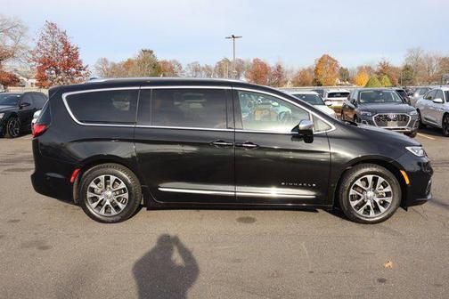 2021 Chrysler Pacifica L