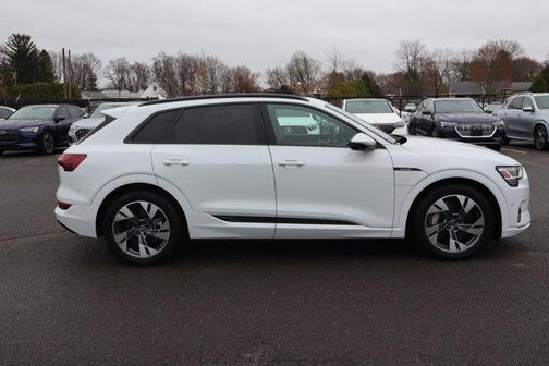 2021 Audi e-tron Premium