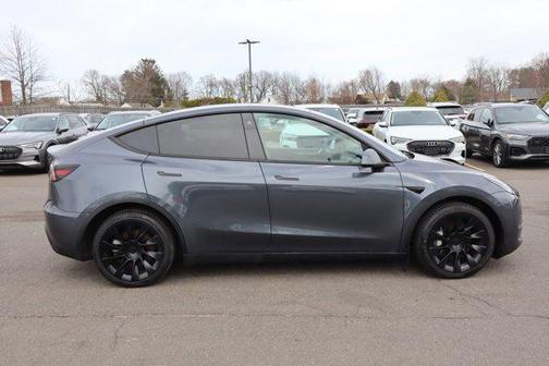 Midnight Silver Metallic 2023 Tesla Model Y Long Range Dual Motor All-Wheel Drive