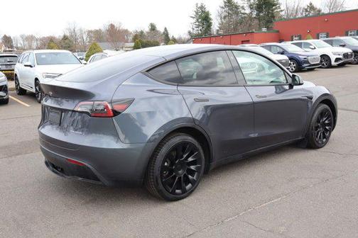 Midnight Silver Metallic 2023 Tesla Model Y Long Range Dual Motor All-Wheel Drive