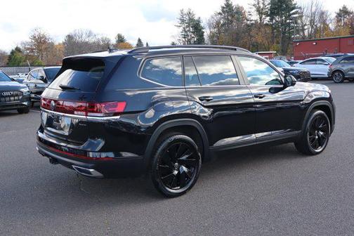 2025 Volkswagen Atlas 2.0T SE w/Technology 4MOTION