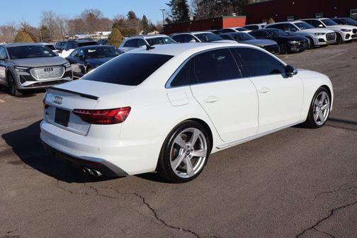 2023 Audi S4 Premium Plus TFSI quattro Tiptronic
