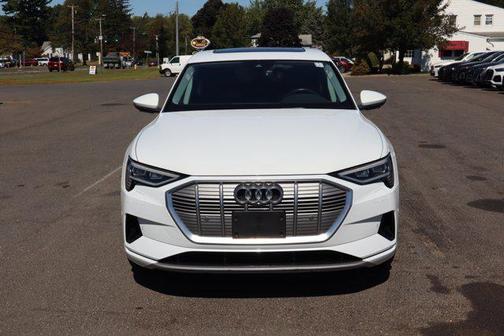 2020 Audi e-tron Sportback Premium Plus