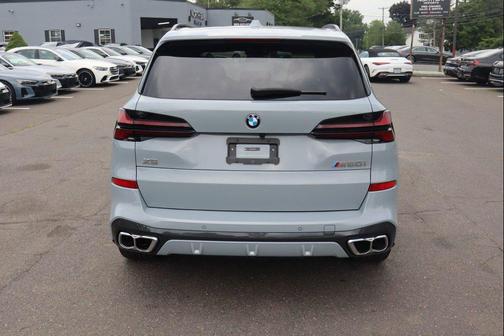 Brooklyn Grey Metallic 2026 BMW X5 M60i