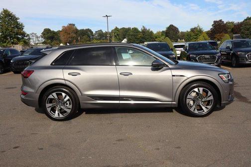 2021 Audi e-tron Premium