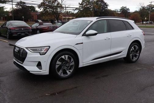 2021 Audi e-tron Premium