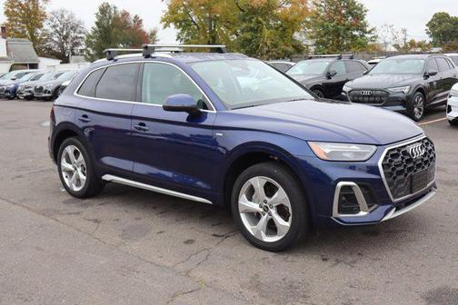 2022 Audi Q5 45 S line Premium Plus