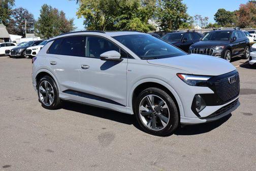 2023 Audi Q4 e-tron Premium Plus 50 quattro