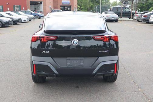 2025 BMW X2 xDrive28i