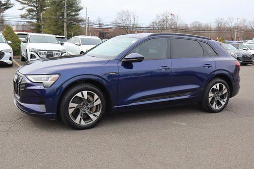 2021 Audi e-tron Premium