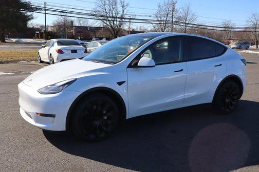 2023 Tesla Model Y Long Range Dual Motor All-Wheel Drive