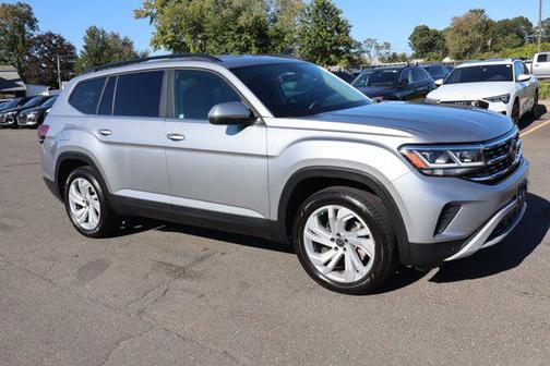 2023 Volkswagen Atlas 2.0T SE w/Technology 4MOTION